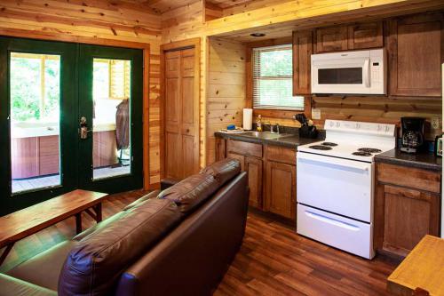 cb6-cabin-kitchen